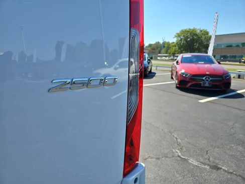 New 2025 Mercedes-Benz Sprinter 2500 image 6