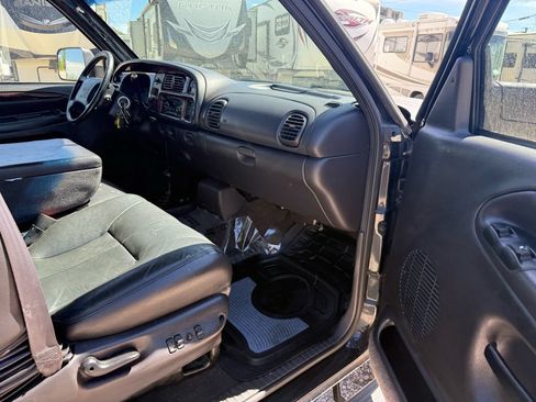 Used 2001 Dodge Ram 2500 Truck 4x4 Quad Cab image 22