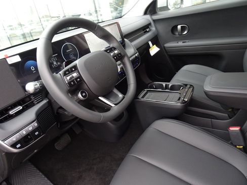 New 2026 Hyundai Ioniq 5 SEL image 11