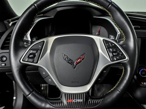 Used 2016 Chevrolet Corvette Z06 w/ 3LZ Preferred Equipment Group RWD image 23