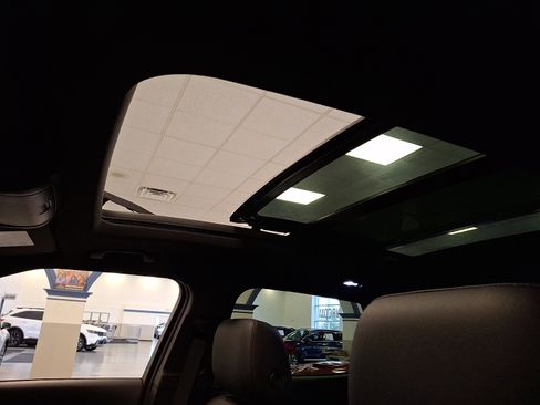 Certified 2023 Chevrolet Blazer RS w/ Driver Confidence II Package image 14