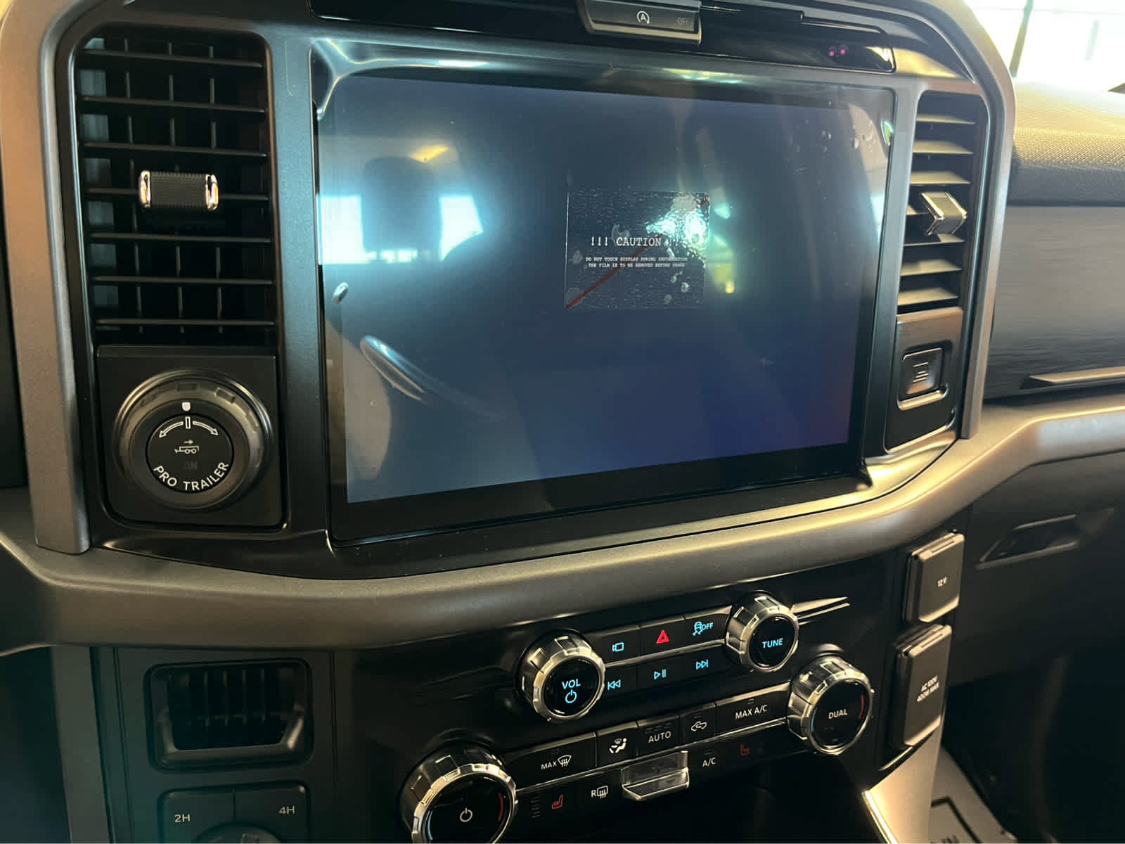 New 2026 Ford F150 XLT w/ Equipment Group 302A MID AWD/4WD image 23