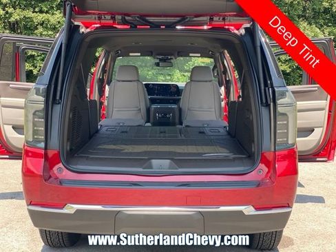 New 2026 Chevrolet Suburban LT w/ Comfort Package AWD/4WD image 51