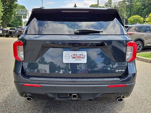 Used 2022 Ford Explorer ST-Line w/ Class IV Trailer Tow Package AWD/4WD image 6