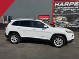 Used 2018 Jeep Cherokee Latitude Plus w/ Comfort/Convenience Group image 4