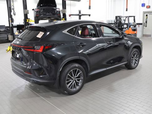 Used 2022 Lexus NX 250 FWD image 9