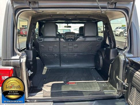 Used 2018 Jeep Wrangler Unlimited Rubicon w/ Steel Bumper Group image 18