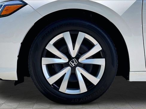 Used 2025 Honda Civic LX image 21