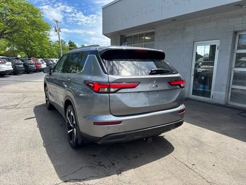Used 2022 Mitsubishi Outlander SEL AWD/4WD image 4