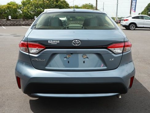 Used 2020 Toyota Corolla LE FWD image 7