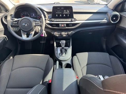 Certified 2021 Kia Forte LXS FWD image 14