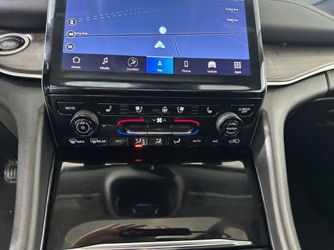 Used 2023 Jeep Grand Cherokee 30th Anniversary image 23