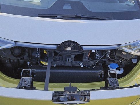 New 2025 Volkswagen ID. Buzz 1st Edition image 31