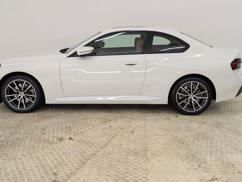 Used 2023 BMW 230i xDrive 230i xDrive image 2