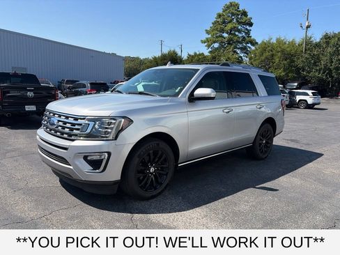 Used 2019 Ford Expedition Limited w/ Driver Assistance Package RWD image 3