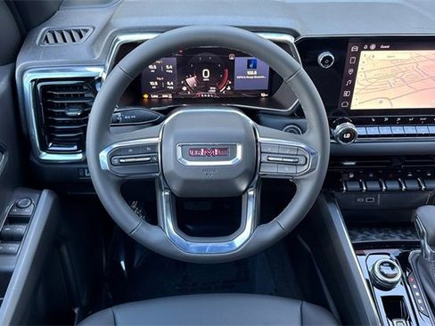 New 2025 GMC Canyon Elevation w/ Convenience Package image 16