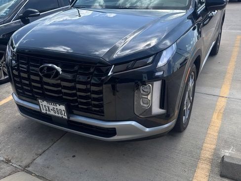 Used 2024 Hyundai Palisade Limited FWD image 1