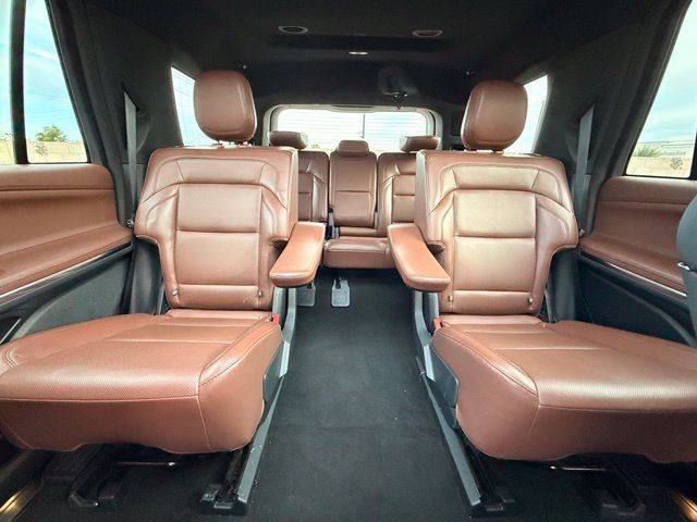 Used 2025 Lincoln Navigator Reserve AWD/4WD image 17