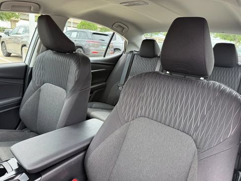 Used 2026 Toyota Camry LE FWD image 10