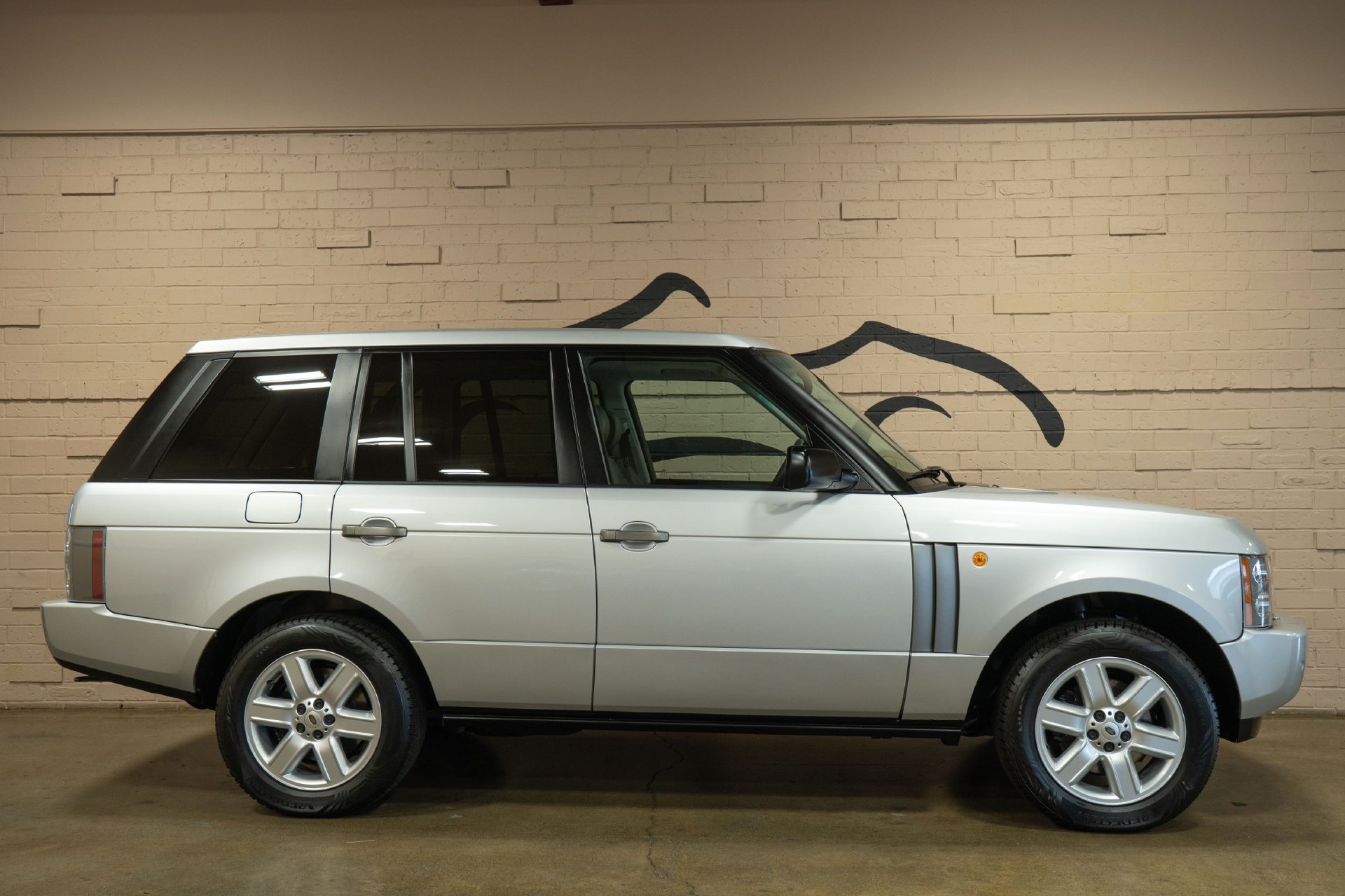 Used 2003 Land Rover Range Rover HSE AWD/4WD image 2