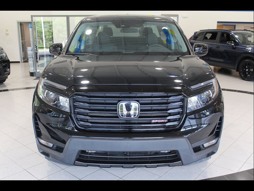 Certified 2023 Honda Ridgeline Sport image 2