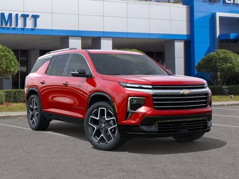 New 2026 Chevrolet Traverse High Country w/ LPO, Floor Liner Package AWD/4WD image 7