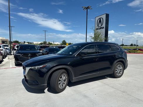 Used 2018 MAZDA CX-9 Touring w/ Touring Premium Package FWD image 4