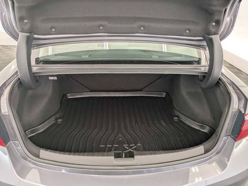 Used 2018 Acura ILX FWD image 33