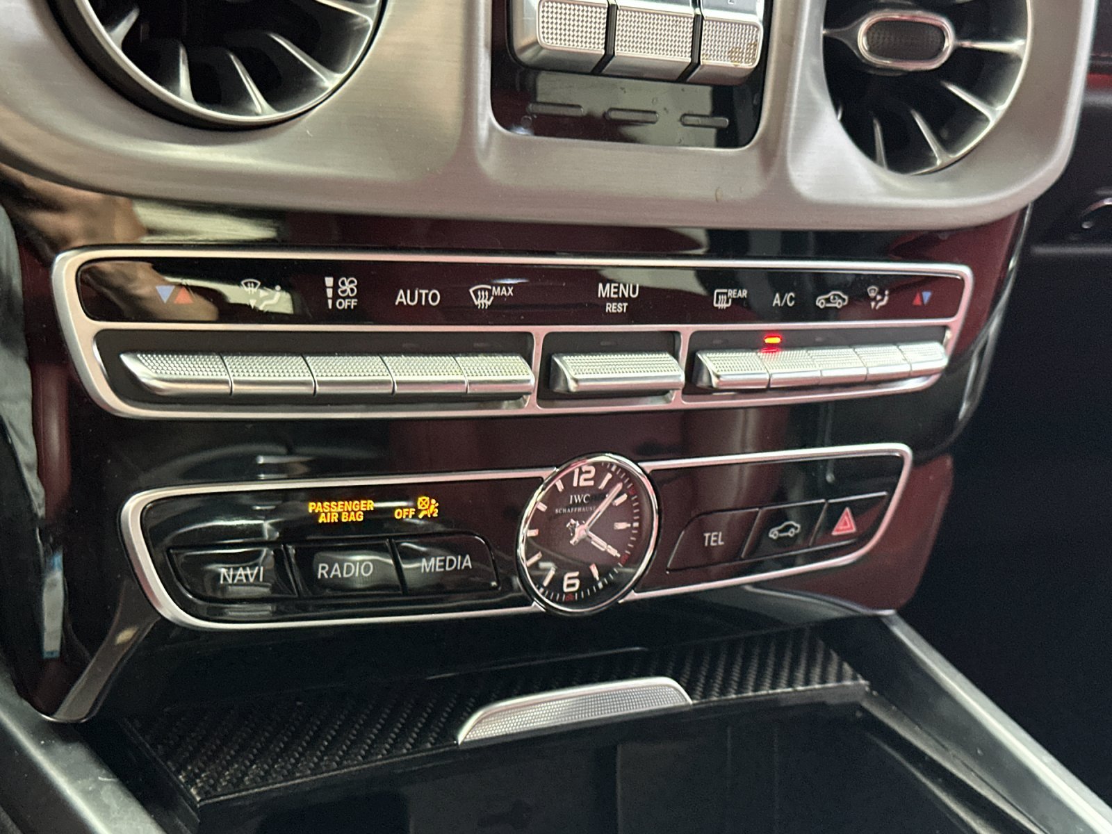 Used 2021 Mercedes-Benz G 63 AMG 4MATIC w/ AMG Night Package Plus image 20