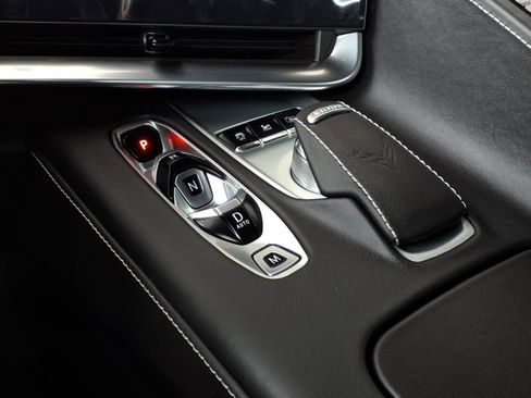 Used 2025 Chevrolet Corvette Z06 image 18