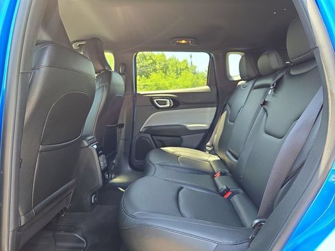 Certified 2024 Jeep Compass Limited AWD/4WD image 10