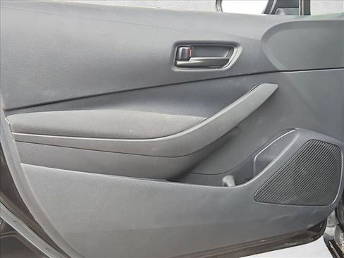 Used 2024 Toyota Corolla LE FWD image 10