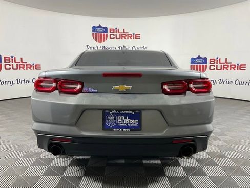 Used 2020 Chevrolet Camaro LT image 4