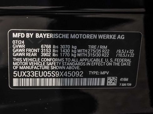 Used 2025 BMW X5 M60i AWD/4WD image 28