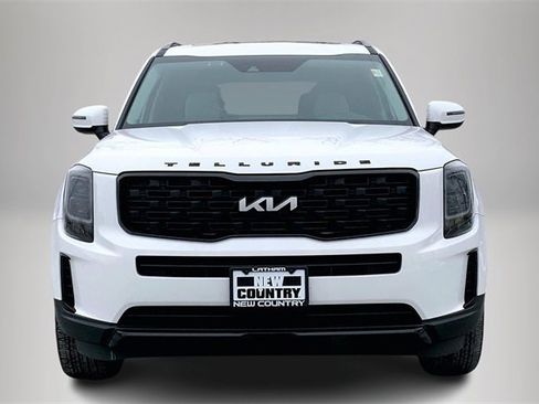 Used 2022 Kia Telluride EX w/ EX Premium Package image 3