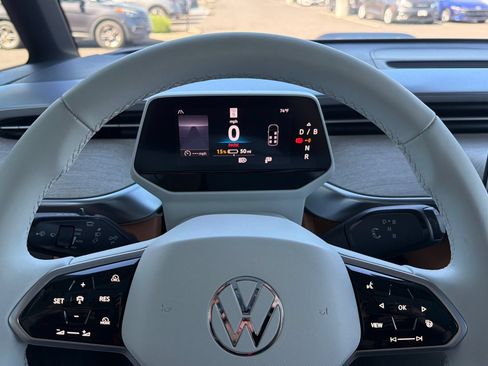 New 2025 Volkswagen ID. Buzz 1st Edition AWD/4WD image 23