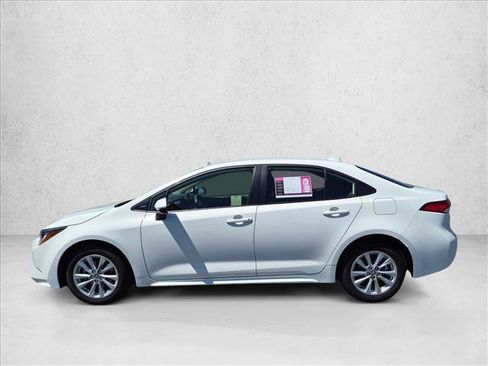 Certified 2024 Toyota Corolla LE w/ LE Convenience Package FWD image 9
