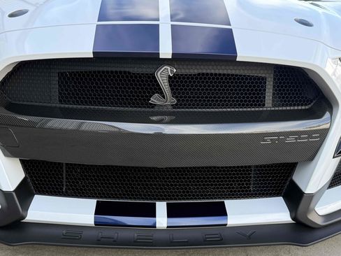 Used 2021 Ford Mustang Shelby GT500 w/ Carbon Fiber Track Pack image 16