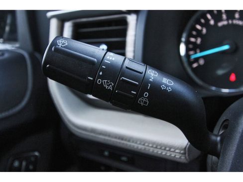 Used 2024 Ford Expedition Limited RWD image 21