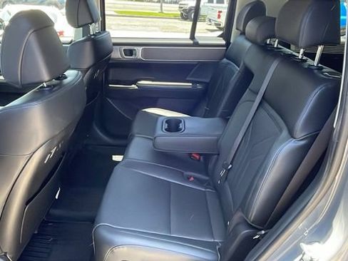 Used 2025 Hyundai Santa Fe XRT AWD/4WD image 12