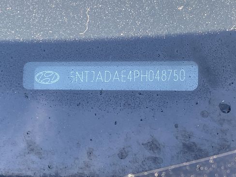 Used 2023 Hyundai Santa Cruz SE image 5