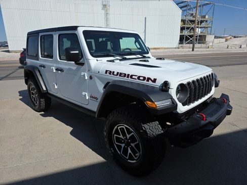 New 2025 Jeep Wrangler Unlimited Rubicon w/ Steel Bumper Group image 3