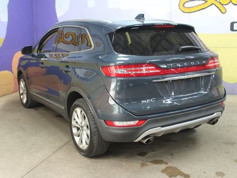 Used 2019 Lincoln MKC Select w/ Select Plus Package AWD/4WD image 5