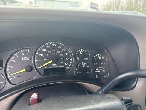 Used 2000 GMC Sierra 1500 2WD Extended Cab image 11