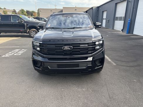 New 2025 Ford Expedition Max Platinum w/ Stealth Performance Package image 9