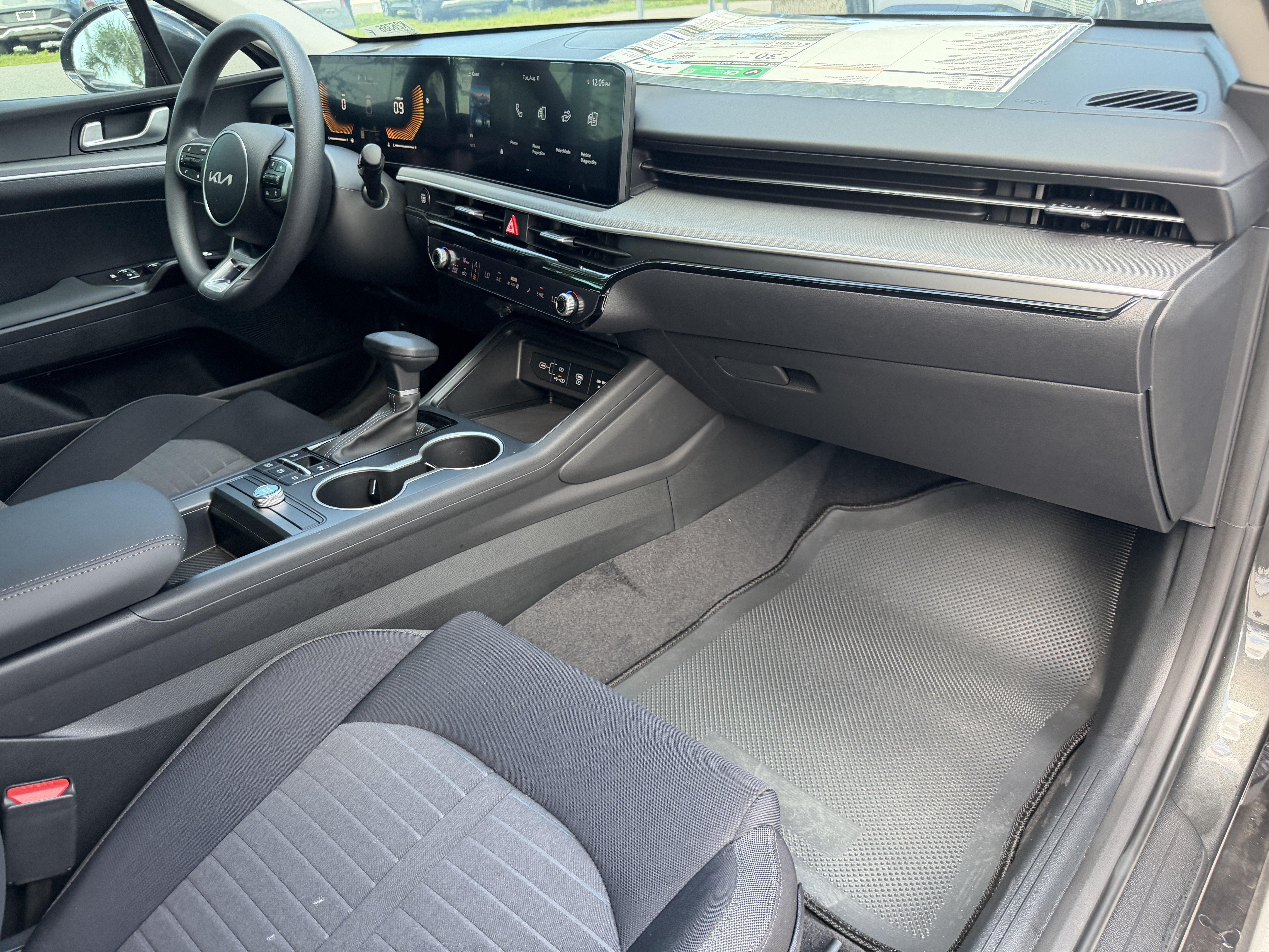 New 2026 Kia K5 LXS FWD image 10