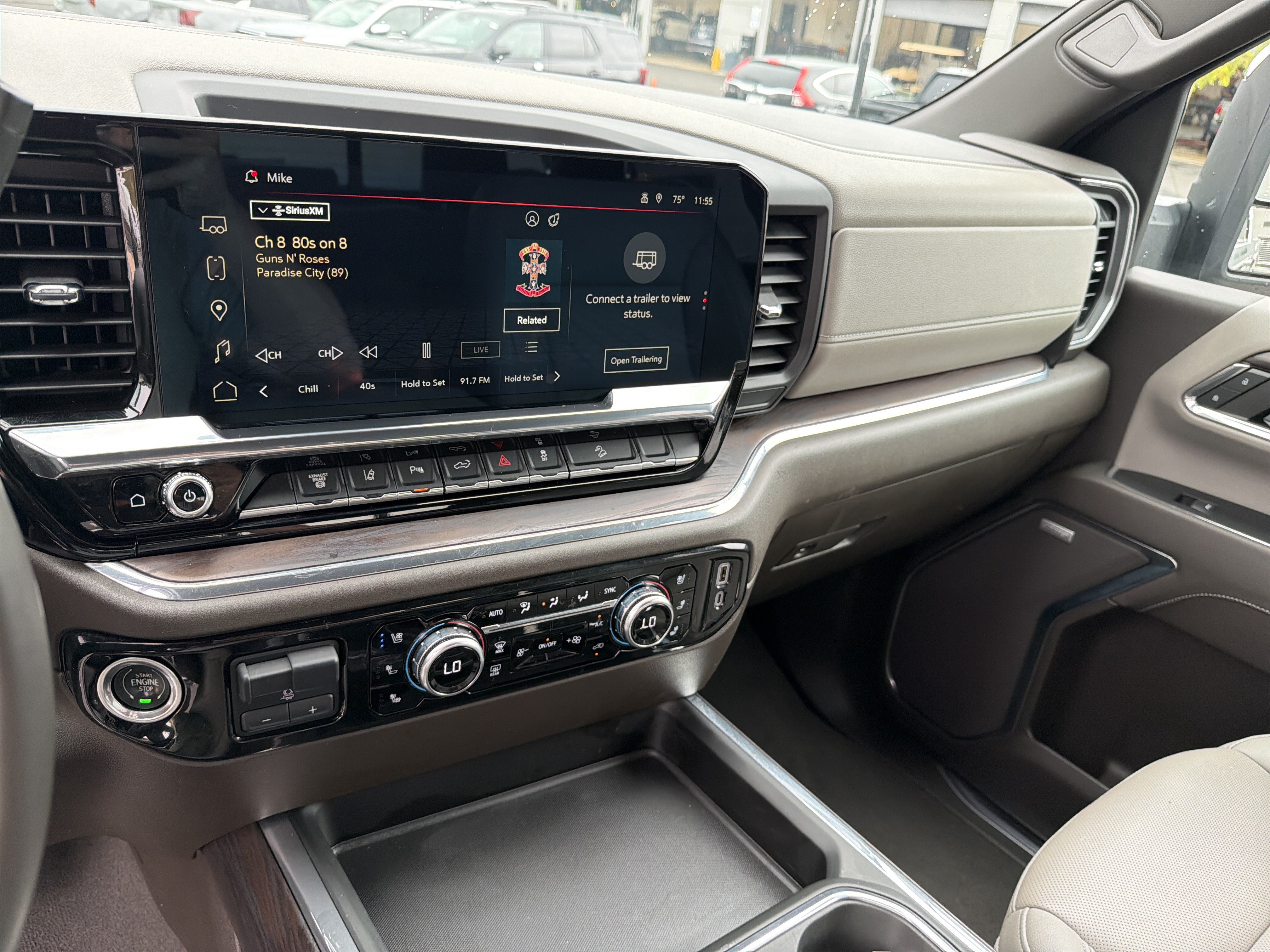 Used 2024 GMC Sierra 2500 SLT w/ SLT Premium Package AWD/4WD image 29