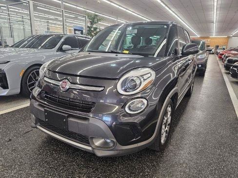 Used 2017 FIAT 500L Trekking FWD image 1