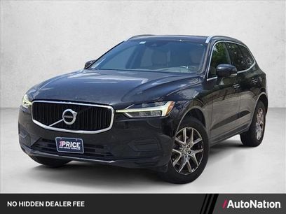 Used 2018 Volvo XC60 T5 Momentum w/ Convenience Package
