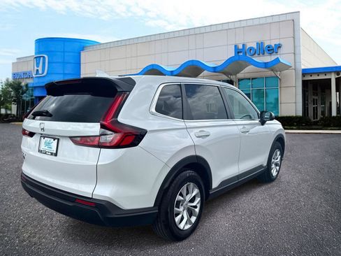 Certified 2026 Honda CR-V LX image 4